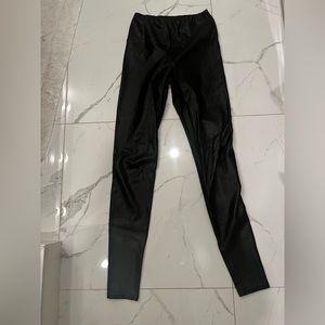 Aritzia Wilfred free Daria leather leggings